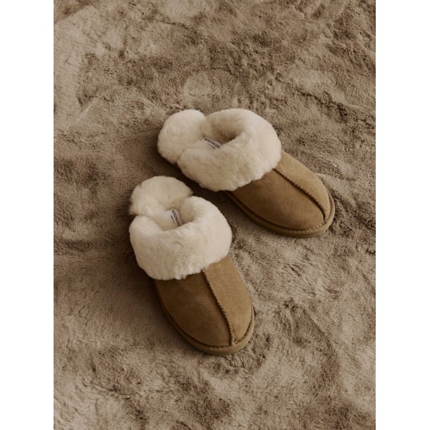 RHSydney Shearling Reversed Slippers