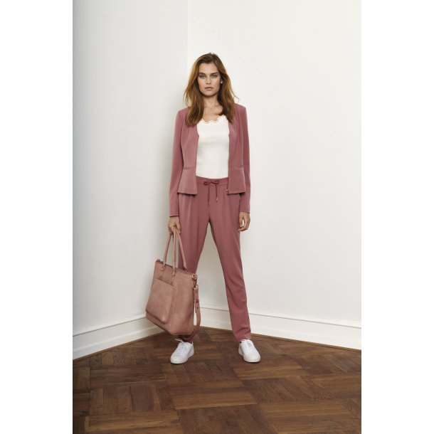 Silk top regular w/vintage lace