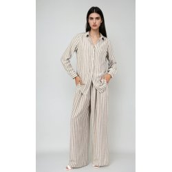 Stribet skjorte og bukser i h�rlook