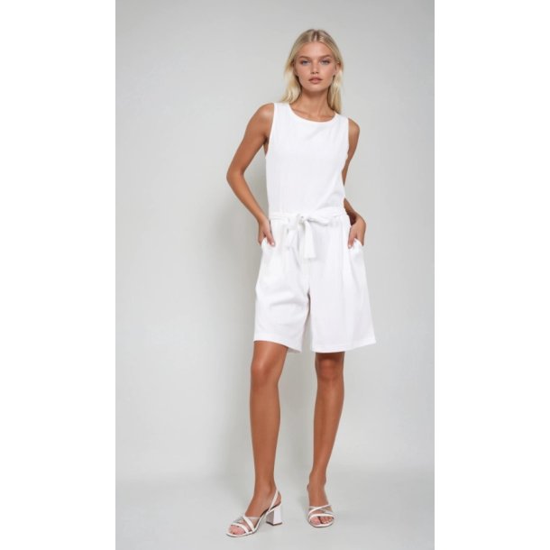 �rmel�s playsuit med bindeb�nd
