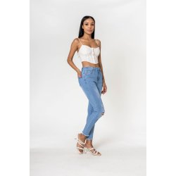 Jeans Cut at the Knees